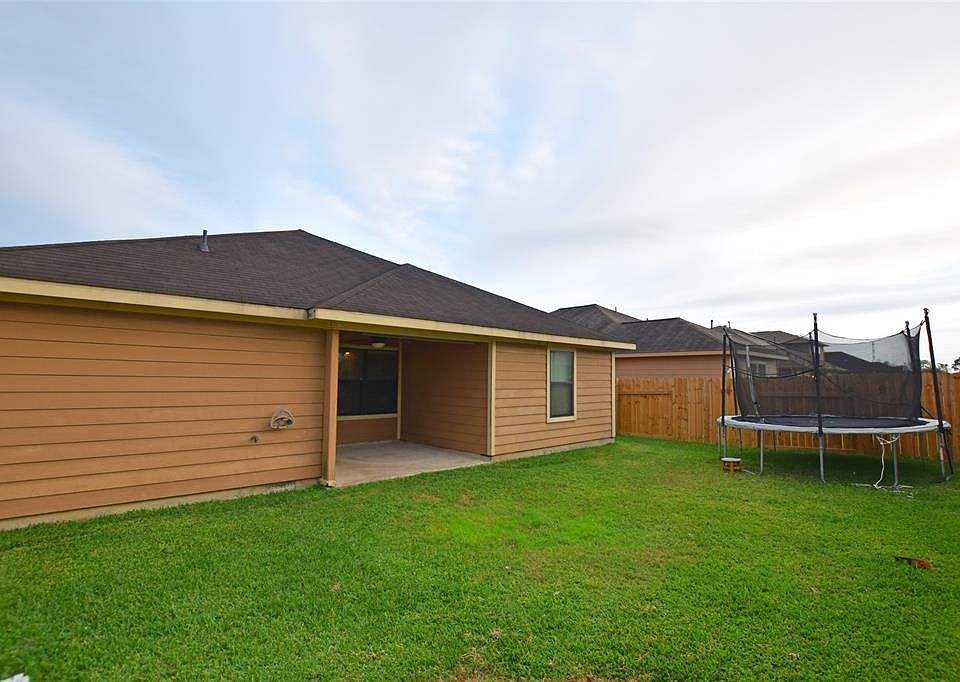 2nd image of 5225 McGrath Dr