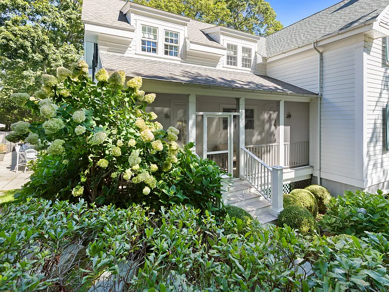 278 Millstone Rd — Photo 7