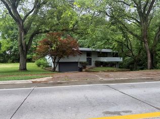 3438 53rd St, Moline, IL 61265