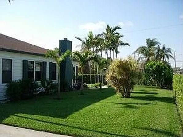 733 Fernwood Dr