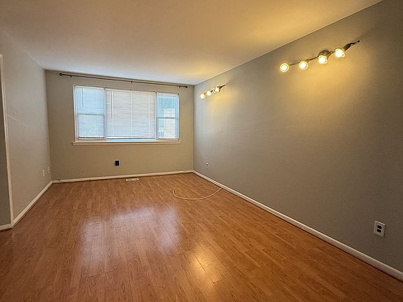2nd image of 132 Nandina St Floor 2