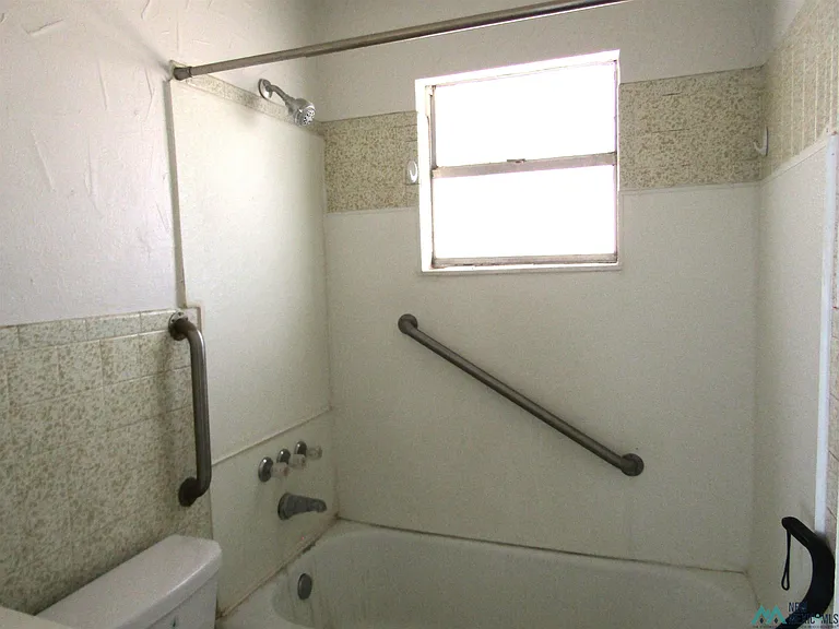 3710 W Grand Ave — Photo 14