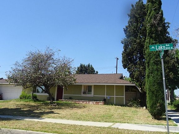 2nd image of 851 N Lake Ave
