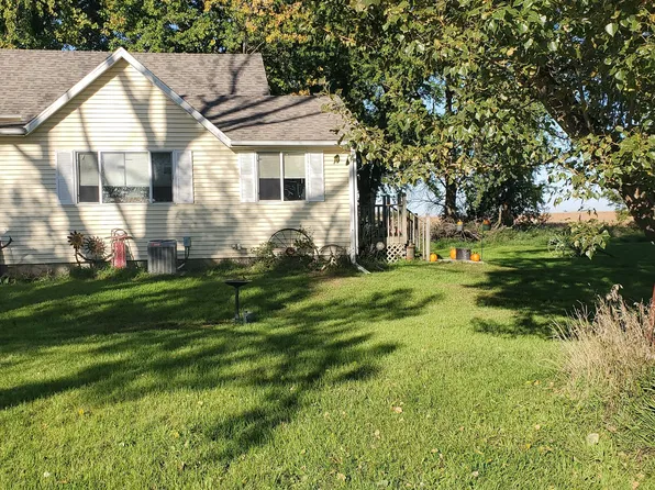 1185 380th St, Hartley, IA 51346