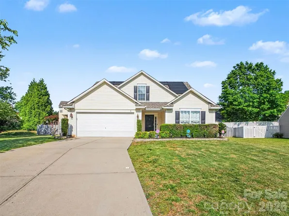 110 Humbold Pl, Mooresville, NC 28115