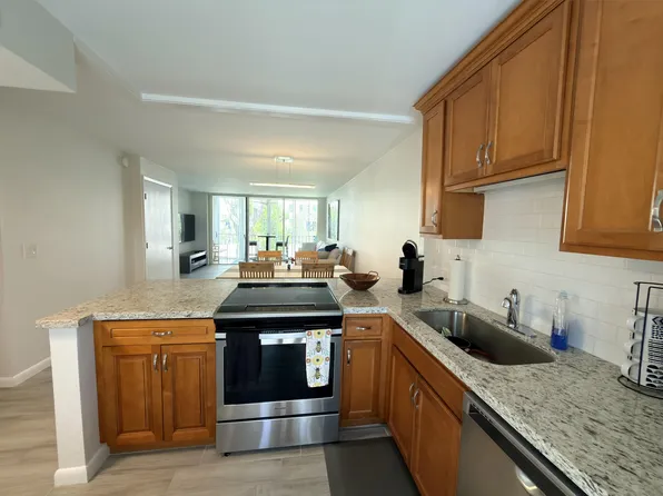 4242 Deste Ct, Lake Worth, FL