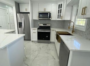 56 Monroe St #1, Little Ferry, NJ 07643