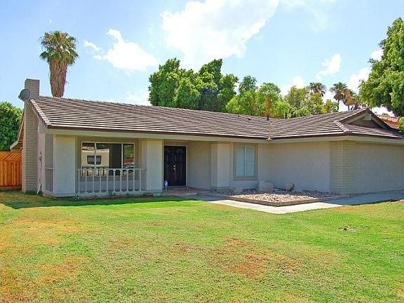 2nd image of 81885 Paseo Real Ave