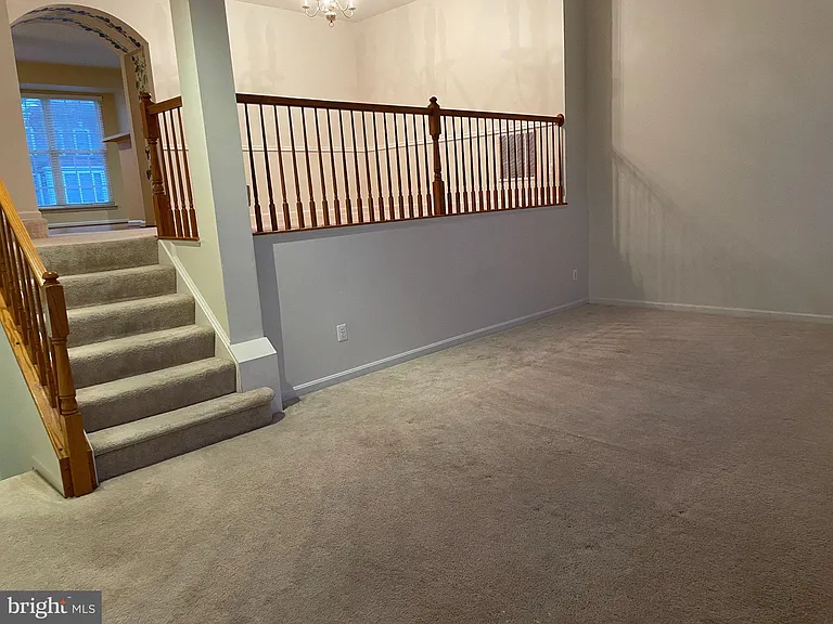 18405 Sierra Springs Sq — Photo 8