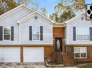 76 Stonehurst Way, Lawrenceville, GA 30044