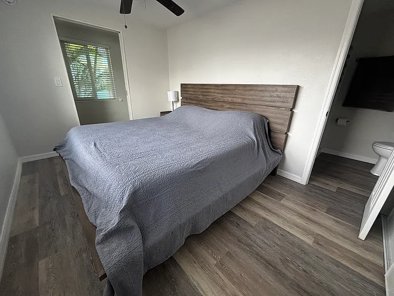 128 Beach Ave #A — Photo 21