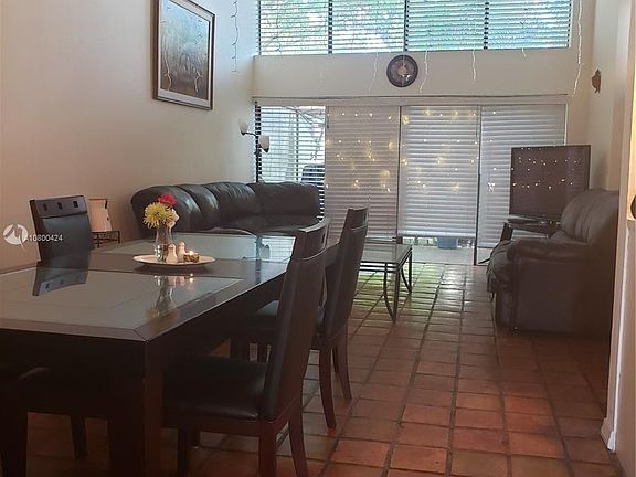 5th image of 19200 NE 25th Ave APT 324C
