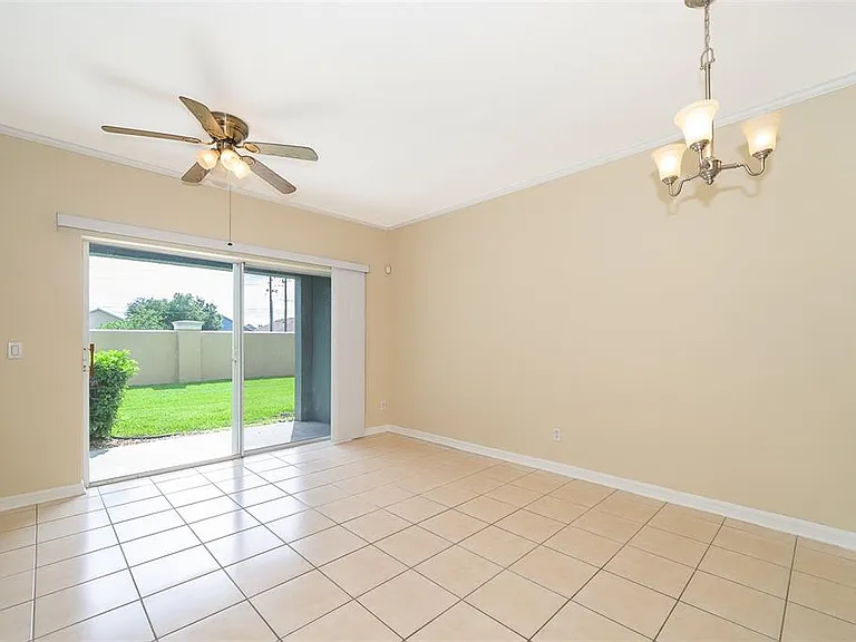 3383 Wilshire Way Rd — Photo 11