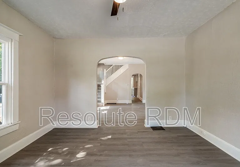1312 N Dearborn St — Photo 6