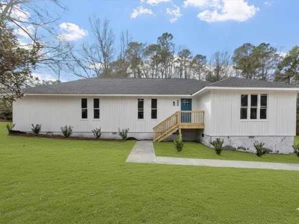 7589 Bray Rd, Bailey, NC 27807