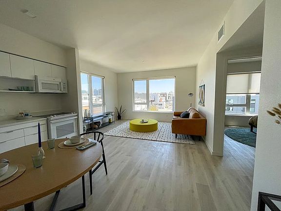 2nd image of 490 Mill St #Edge318