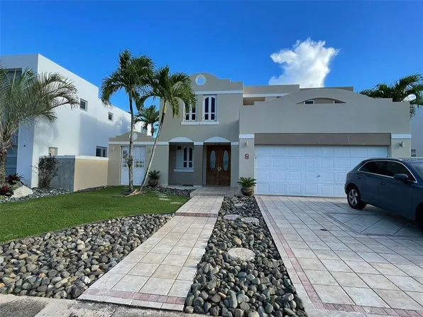 13 Mallorca, Carolina, PR 00983