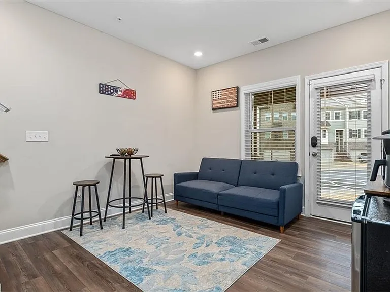 2641 Blackburn Ct — Photo 26