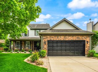 1091 Clover Hill Ln, Elgin, IL 60120