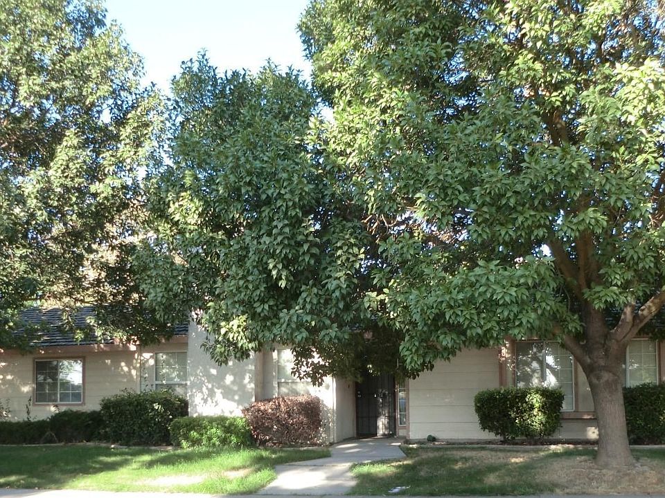 2nd image of 1501 Seasons Way