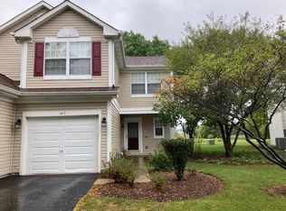 185 Polaris Dr, Lake In The Hills, IL 60156