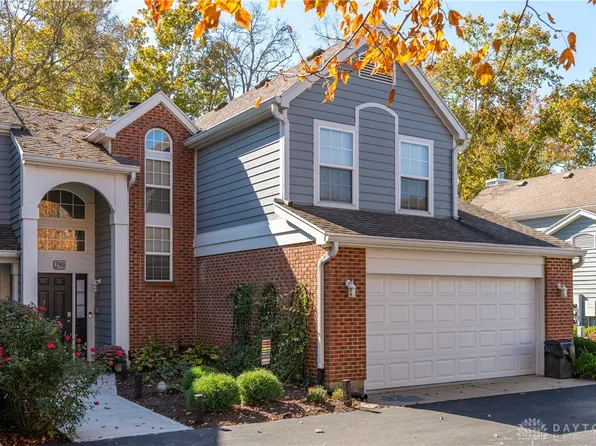290 Elmwood Dr, Springboro, OH 45066