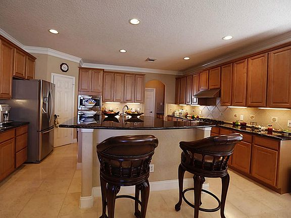 big island kitchen.