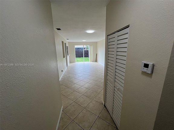 3rd image of 100 SW 15th Ave