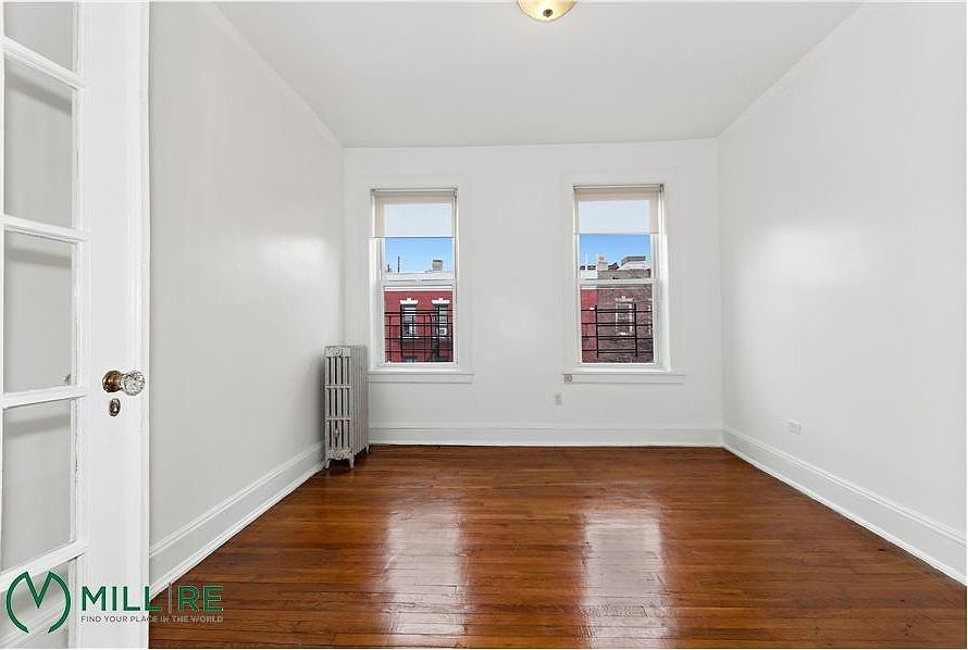 2nd image of 4547 40th St #3R