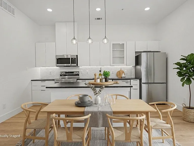 2217 N Fitzhugh Ave #202 — Photo 17