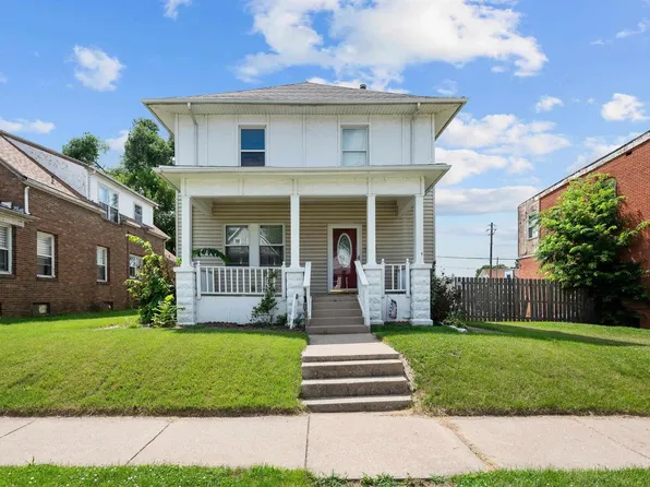 1604 12th St, Rock Island, IL 61201