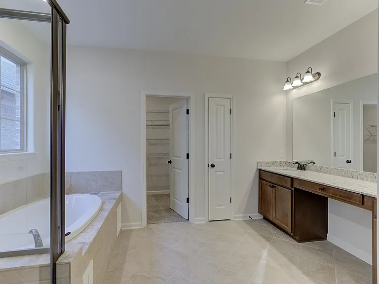 495 Maple St — Photo 18