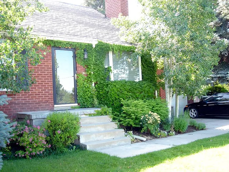 2263 S 1700 E — Photo 10