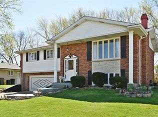 8565 Cedar St, Orland Park, IL 60462