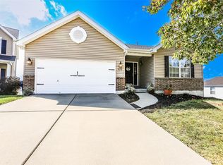 222 Hunters Heights Ct, Eureka, MO