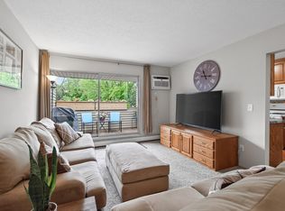 10840 Rockford Rd APT 308, Plymouth, MN 55442