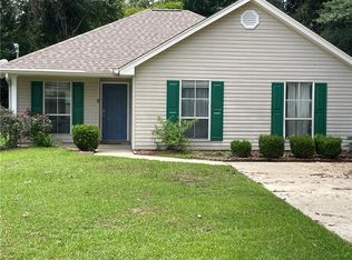 28613 E Phillip St, Lacombe, LA 70445
