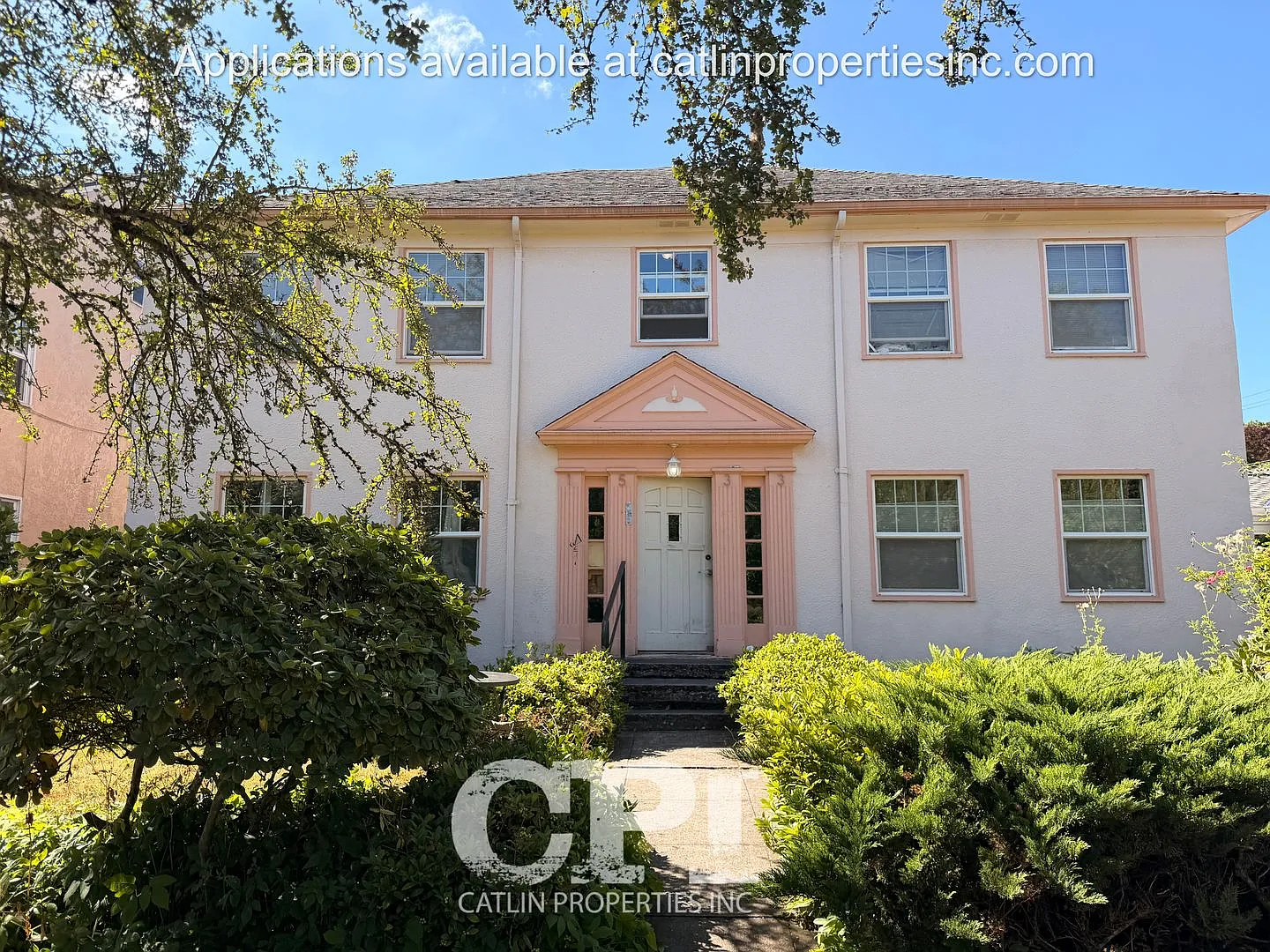 1533 20th Avenue — Photo 1
