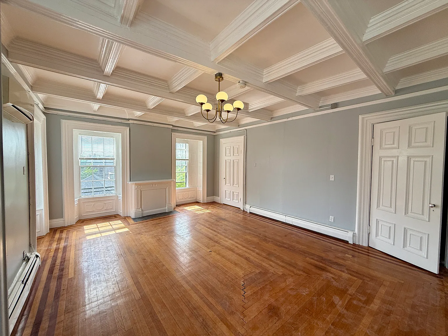 1 bed, 1100 sqft, $2,650 — Photo 3