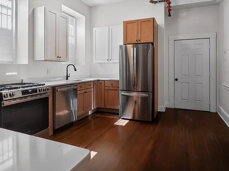 813 Chapel St — Photo 15