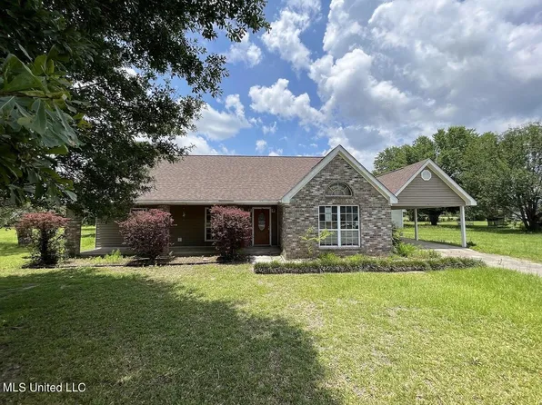 11 Beaverwood Rd, Picayune, MS 39466
