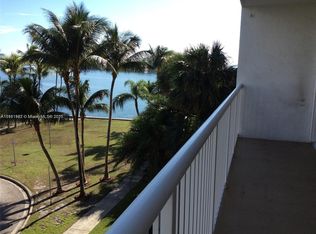 150 SE 25th Rd APT 4C, Miami, FL 33129