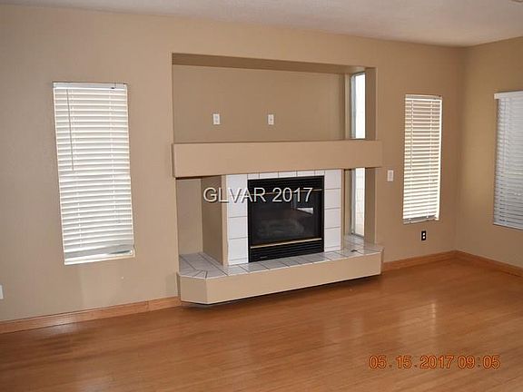 4th image of 8803 Sandringham Ave #0