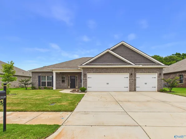 25129 Addlestone Dr, Athens, AL 35613