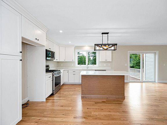 4th image of 67 Thistlewood Drive #49