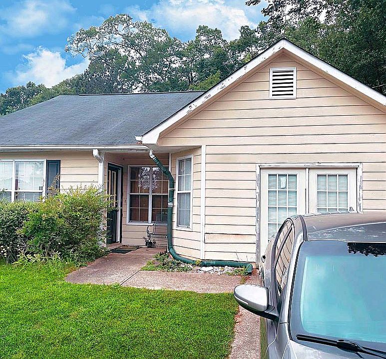 1st image of 6173 Pembroke Dr