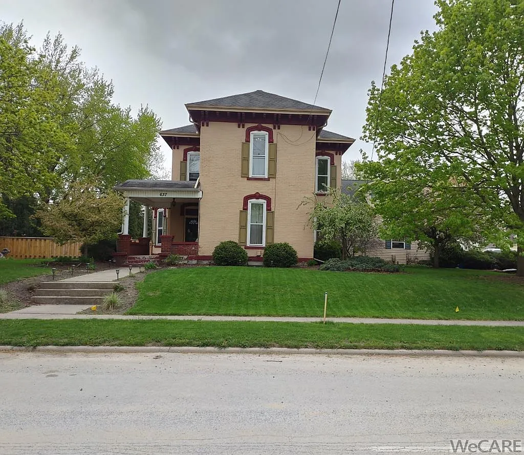 637 W 5th St photo 1