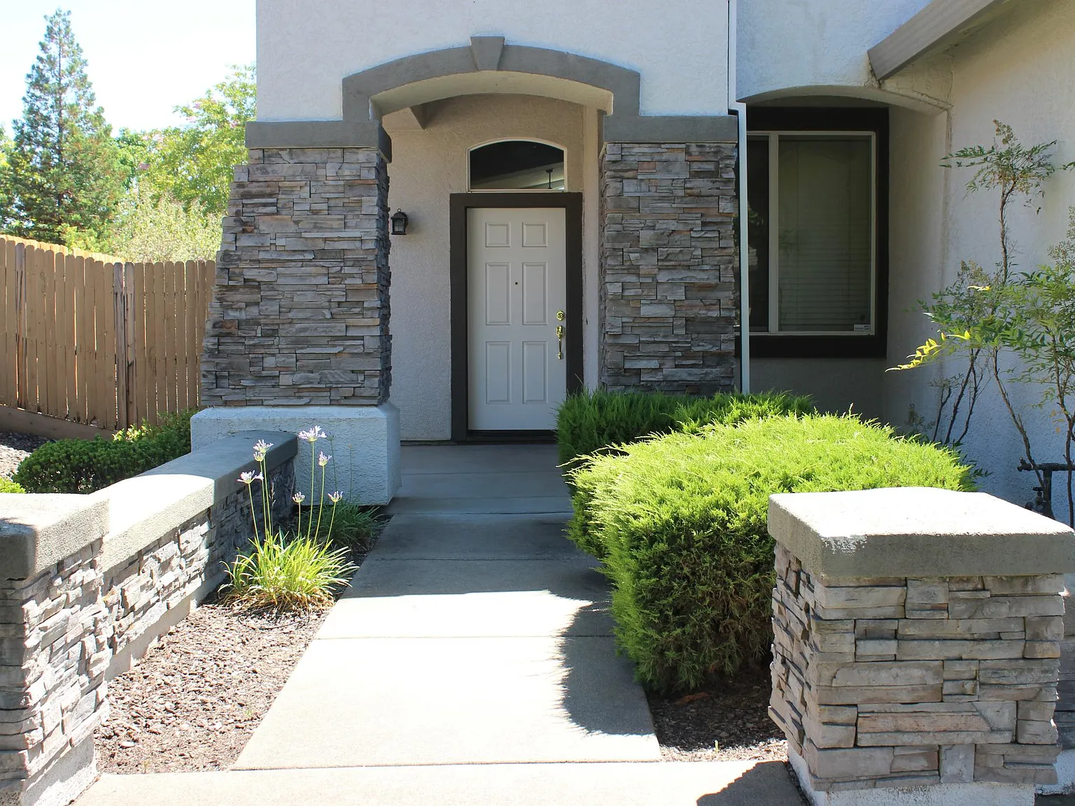Hillswick cir, Folsom — Photo 2