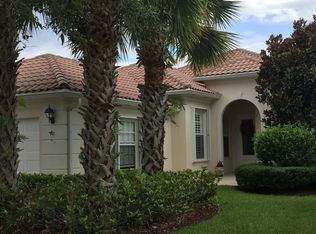 9230 SE La Creek Ct, Hobe Sound, FL 33455