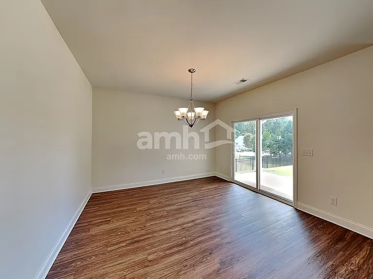 7068 Creeksong Dr — Photo 6